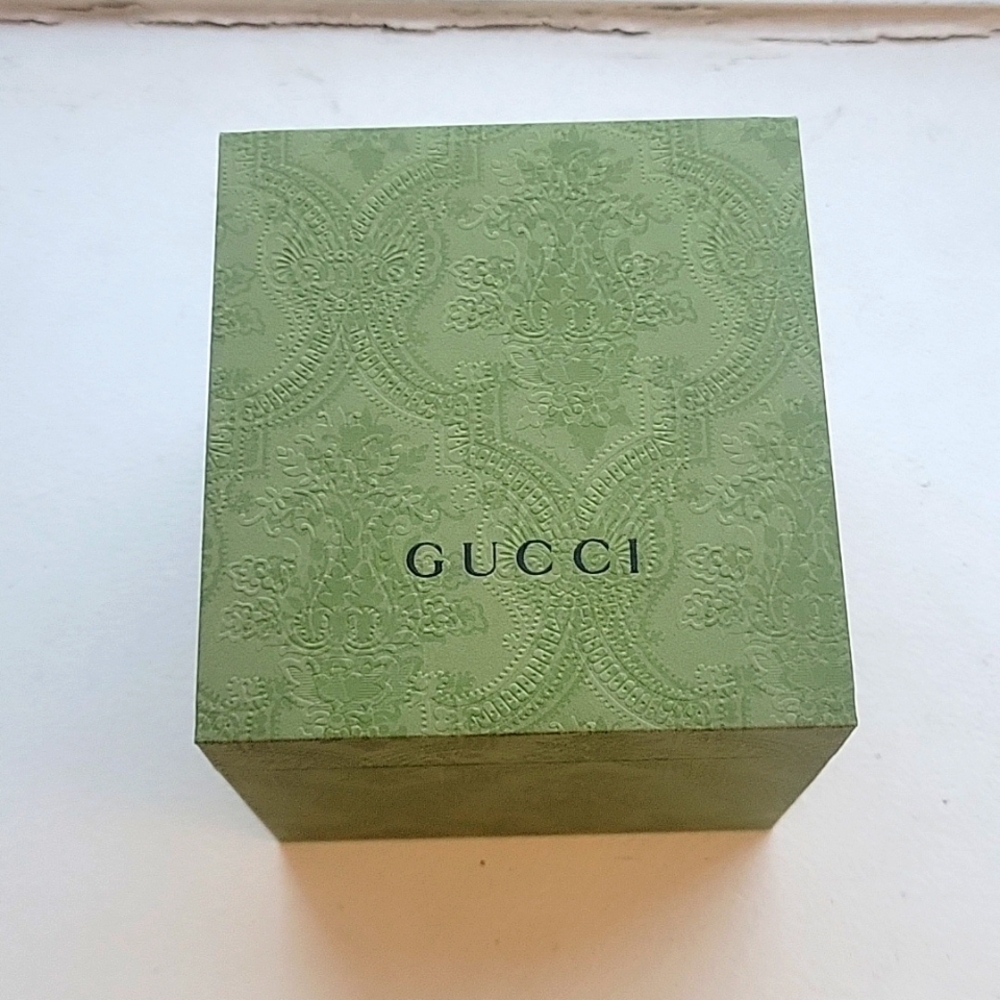 GUCCI authentic watch box